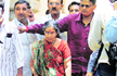 Modis wife Jashodaben attends condolence meeting for Gopinath Munde